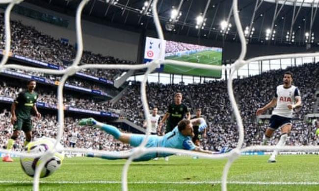Dominic Solanke scores his first Tottenham goal past Brentford's Mark Flekken
