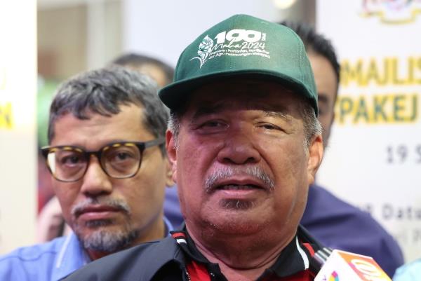 Mat Sabu: RM32m in losses reported as over 5,800 hectares of rice crops damaged by northern floods