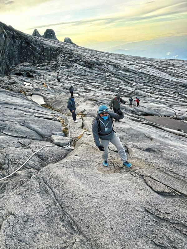 Scaling Mount Kinabalu should be on the bucket list of every person who loves the outdoors. However, such a feat requires consistent, rigorous training with plenty of hikes and regular walks beforehand.