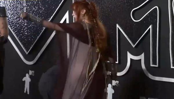 The singer admitted to being “nervous” about her performance ahead of the show.