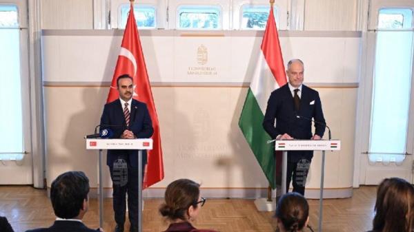 Defense cooperation to boost trade with Hungary: Minister