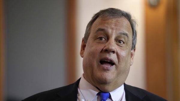Christie withdraws from US presidential race in bid to thwart Trump