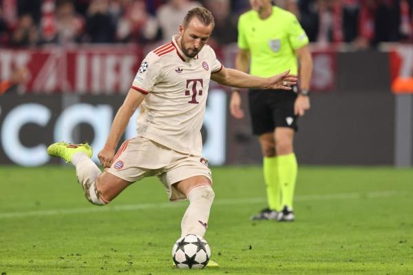 Kane scores four as Bayern put nine past Zagreb in Champions League