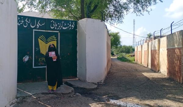 Nighat Parveen, daughter of Fazal Haq, at a  government school in her village in Karak district, Khyber Pakhtunkhwa, Pakistan. (AN Photo)