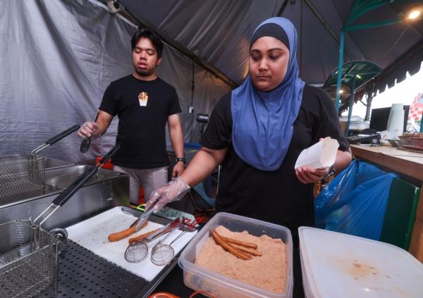 Happy ending for vendors, artistes at Kembara Riuh carnival after Good Vibes Fest scrapped