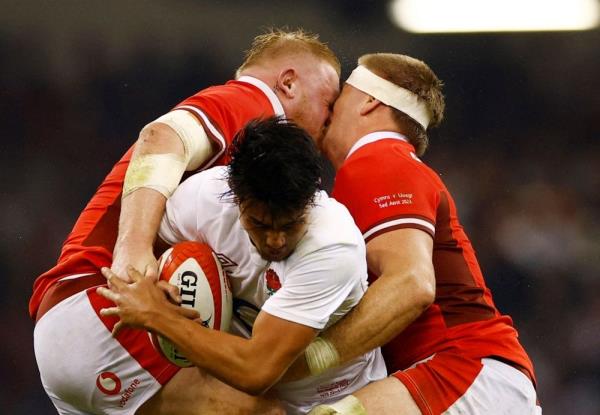 Wales beat sloppy England 20-9 in World Cup warm-up