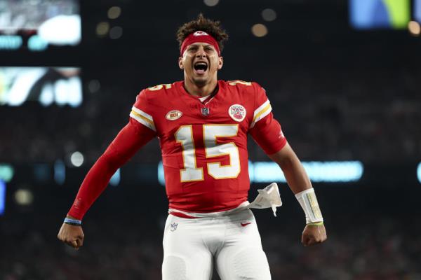 EAST RUTHERFORD, NJ - OCTOBER 1: Patrick Mahomes #15 of the Kansas City Chiefs screams prior to an NFL football game against the New York Jets at MetLife Stadium on October 1, 2023 in East Rutherford, New Jersey. (Photo by Kevin Sabitus/Getty Images)