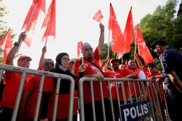 Nomination centres for six-state elections, Kuala Terengganu by-election close at 10am