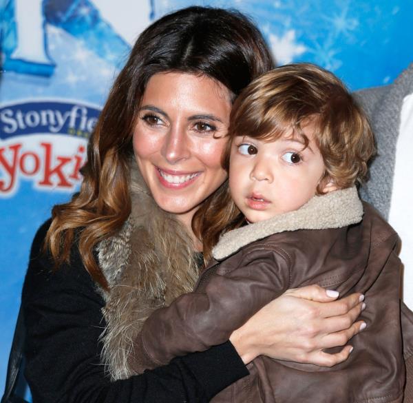 Jamie-Lynn Sigler and son Beau arrive to the premiere of Disney On Ice's "Frozen" at Staples Center on December 10, 2015.