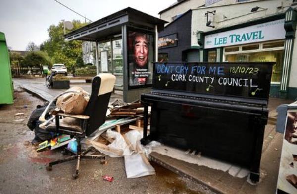 Writing on a discarded piano on Midleton Main Street, in the aftermath of last week's storm. Writing on a discarded piano on Midleton Main Street, in the aftermath of last week's storm.