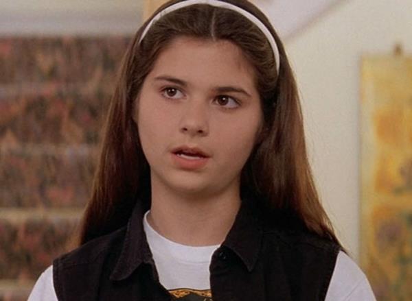 Lisa Jakub in Mrs. Doubtfire