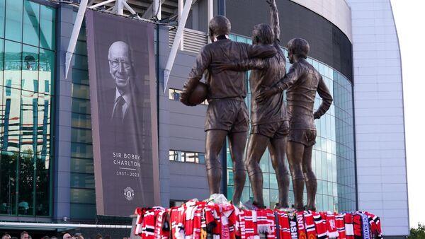 Bobby Charlton died five days after a fall at care home, inquest hears