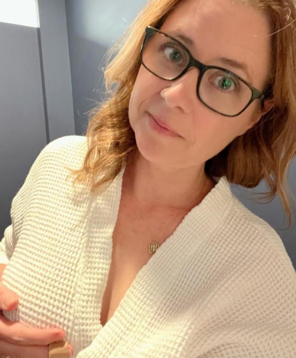 Jenna Fischer's breast cancer reveal.