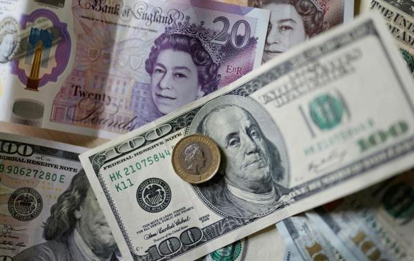 Greenback shaky after US credit rating downgrade