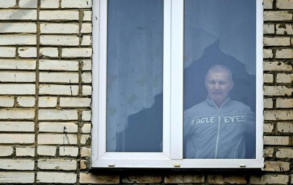 Russia releases man whose daughter’s drawing opposed Ukraine fighting