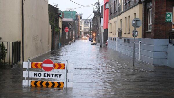 Storm Ciarán: Two weather warnings in effect with third to kick in on Wednesday evening 