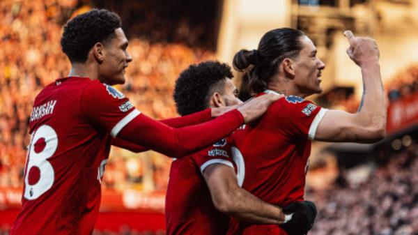 Liverpool leapfrog Manchester City to reclaim Premier League summit