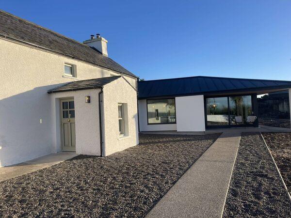 After: The farmhouse and extension. After: The farmhouse and extension.