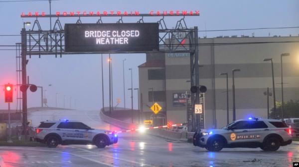 The entrance to Lake Ponchartrain Causeway is closed due to Hurricane Francine in metairie, Louisiana, Sept. 11, 2024. 