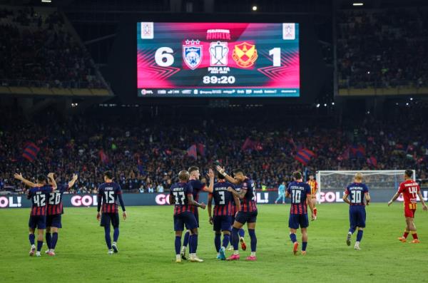 Johor Darul Ta'zim (JDT) players celebrate winning the FA Cup final at Bukit Jalil National Stadium August 24, 2024. — Bernama pic