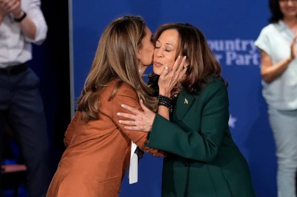 Maria Shriver and Kamala Harris.