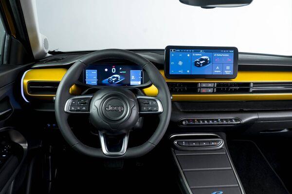 Jeep Avenger spacious interior