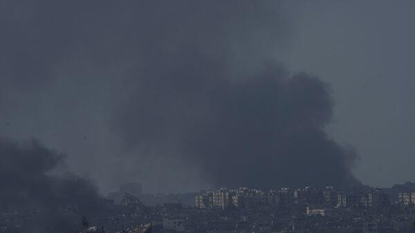Israeli troops round up Palestinian men as UN warns aid operation ‘in tatters’