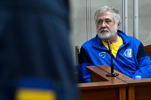 Ukrainian tycoon Ihor Kolomoisky detained in fraud case