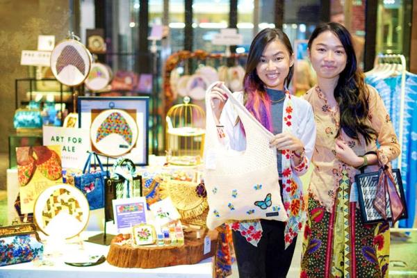 Mother’s beads: How manekNya preserves and celebrates the Peranakan art of beading