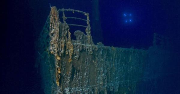 An image of the bow of the Titanic taken this summer shows part of the railings have fallen off
