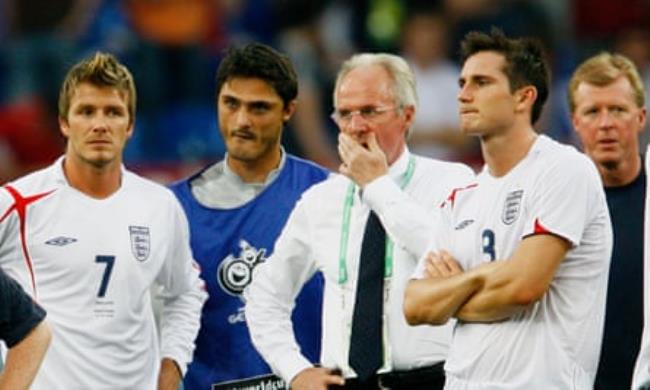 Sven-Göran Eriksson with David Beckham and Frank Lampard after England’s defeat in a penalty shootout at the end of the World Cup quarter-final match between England and Portugal in Gelsenkirchen, Germany on 1 July 2006.
