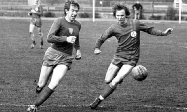 Sven-Göran Eriksson, right, playing for Sifhalla in in the Swedish third division in 1971.