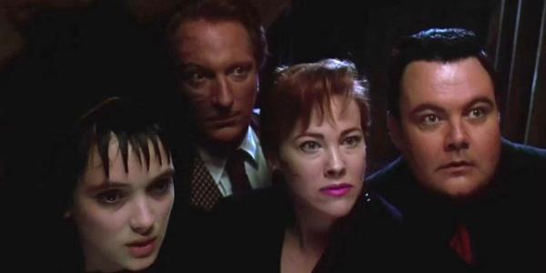 Winona Ryder as Lydia Deetz, Jeffrey Jones as Charles Deetz, Catherine O'Hara as Delia Deetz and Glenn Shadix as Otho in a scene from Beetlejuice