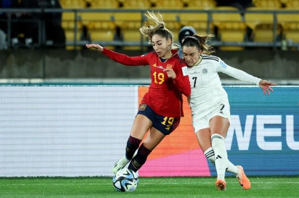 西班牙在女足世界杯中以3-0轻取哥斯达黎加