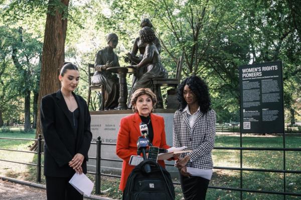 Veronika Didusenko, Gloria Allred and Danielle Hazel