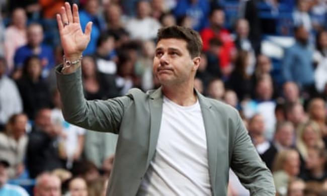 Mauricio Pochettino had success at club level with a hands-on approach.