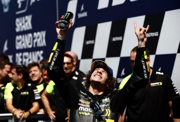 Bezzecchi tops opening practice at Silverstone