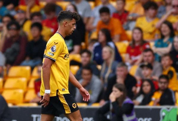 Manchester City sign Portugal midfielder Nunes from Wolves