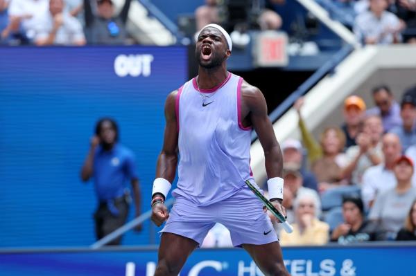 Frances Tiafoe won his third-round match in the U.S. Open on Friday.
