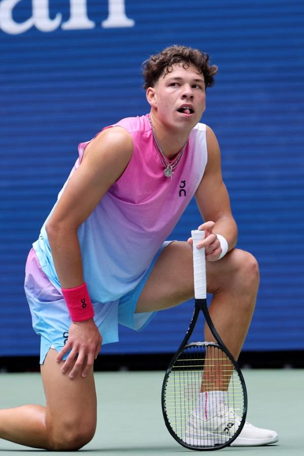 Ben Shelton's match against Frances Tiafoe on Aug. 30 lasted just over four hours.