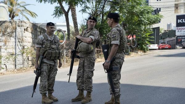 Syrian gunman attacks US embassy near Beirut