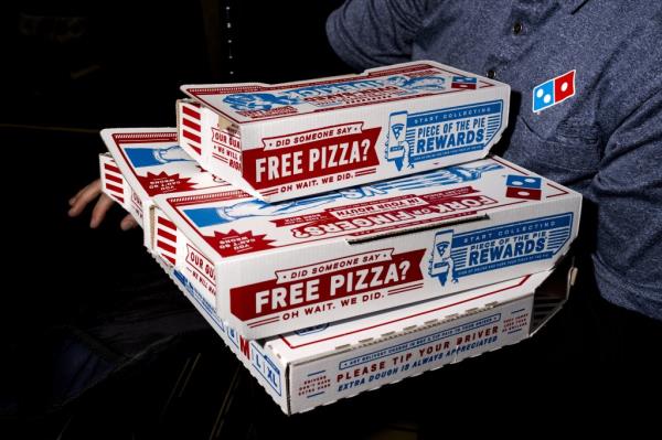 Dominos boxes
