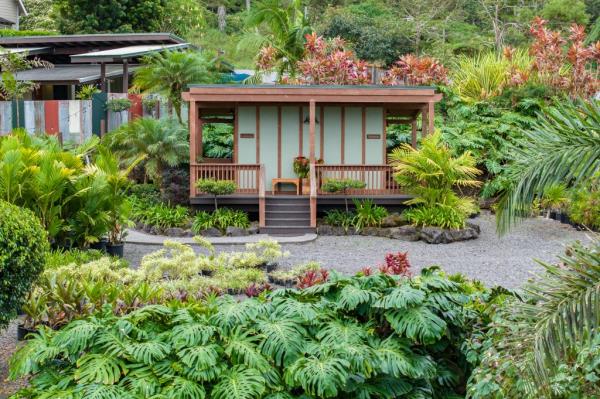 This Hawaiian property sits on 3 acres