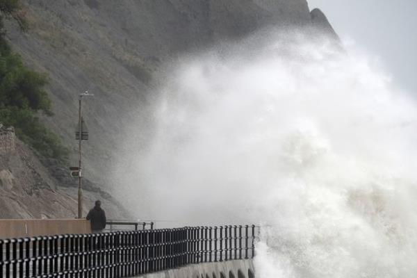 Brits are bracing for the bad weather (stock)