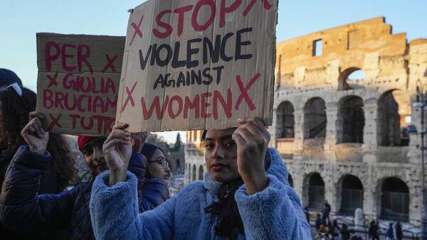 Thousands rally in Italy to call for action on violence against women