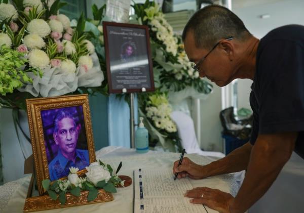 Sathianathan’s demise huge loss for country, say friends as they pay last respects 