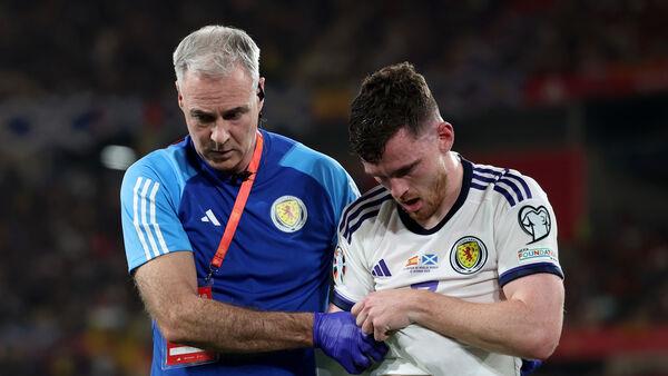 Klopp knows Liverpool must shoulder Robertson injury burden