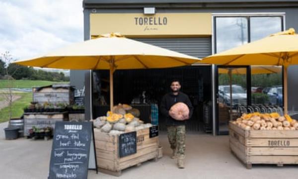 Hasitha Kumarasiingha working at Torello Farm Gate in Dromana on the Mornington Peninsula.