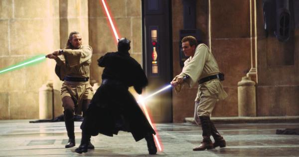 Qui-Gon and Obi-Wan battle Darth Maul