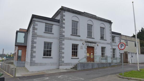 Man attempted to take child's hand on street in Mitchelstown